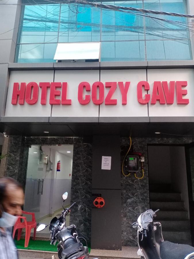 Hotel Cozy Cave Near Igi Airport Delhi New Delhi Exterior photo