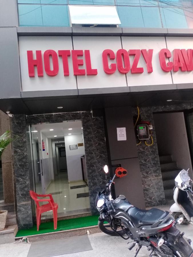 Hotel Cozy Cave Near Igi Airport Delhi New Delhi Exterior photo